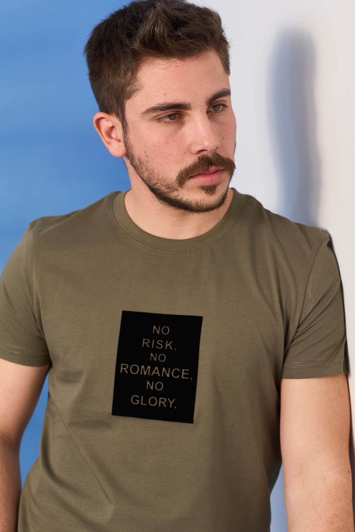 Regular Romance Baskı Desen Penye T-shirt-HAKİ