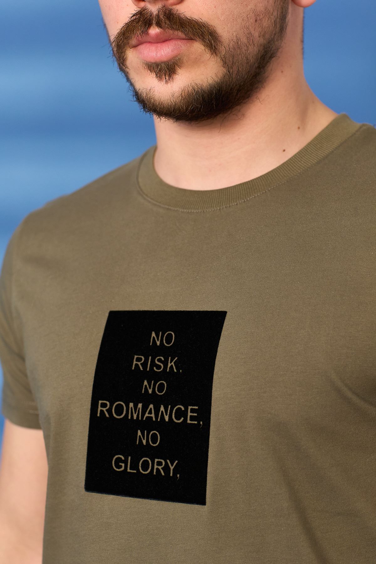 Regular Romance Baskı Desen Penye T-shirt-HAKİ